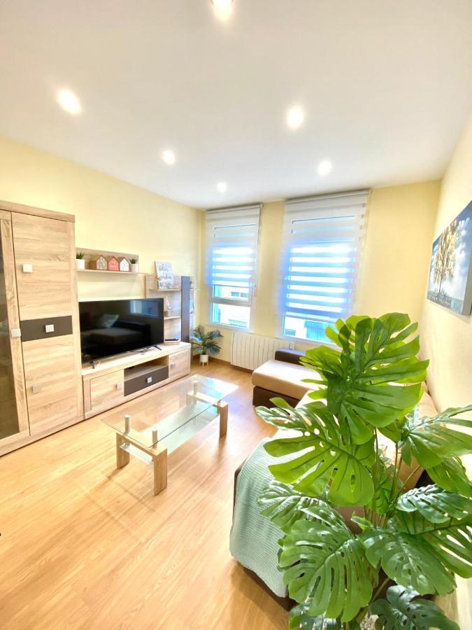 Arenal Home, Parking Gratis 루고 외부 사진